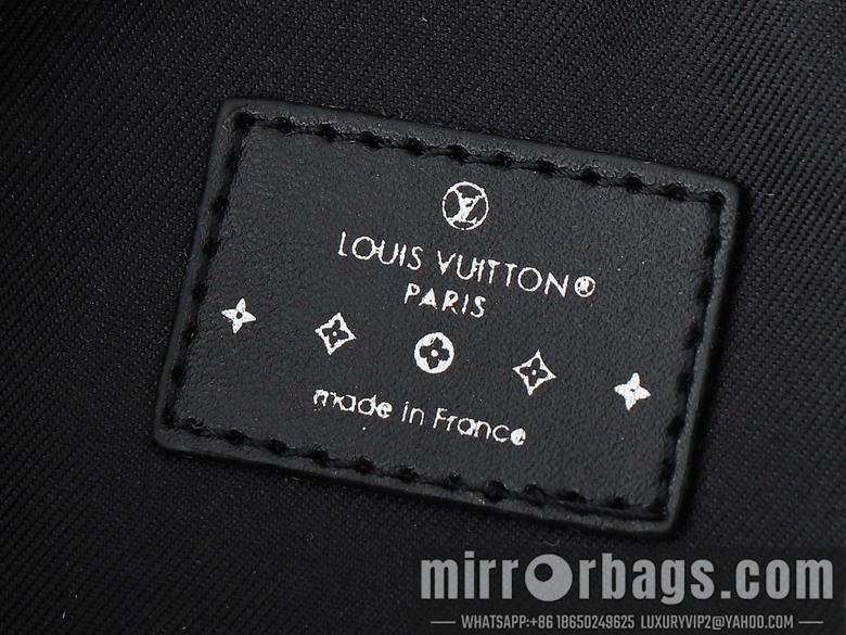 1:1 Replica Louis Vuitton Bags Keepall M13988 25x15x11cm ss1