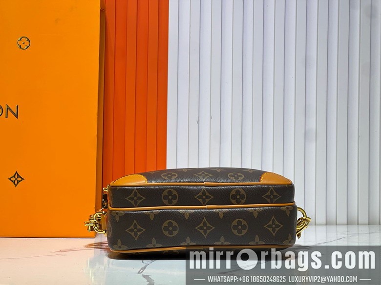 1:1 Replica Louis Vuitton Bags M14016 22x16.5x8cm ss