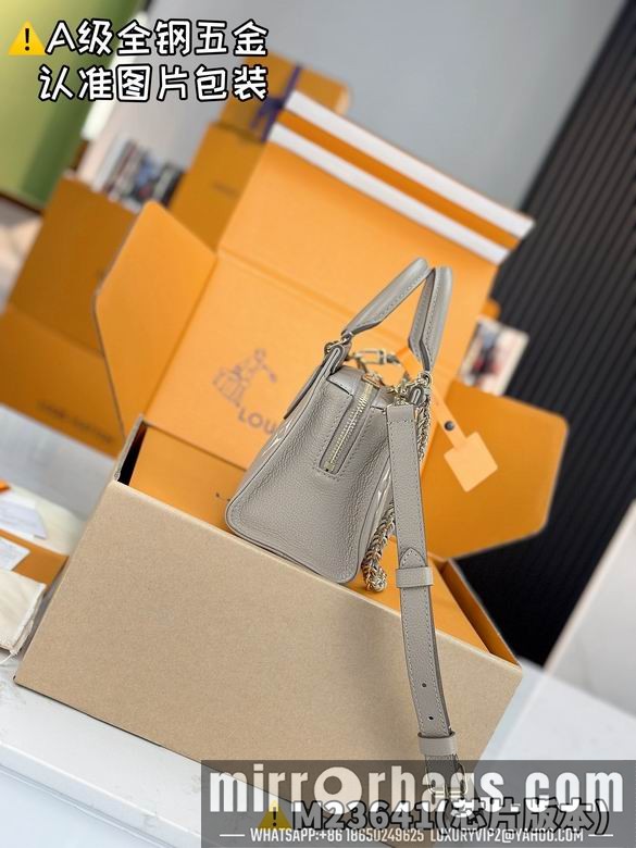 1:1 Replica Louis Vuitton Bags M23641 13X10X25cm WP