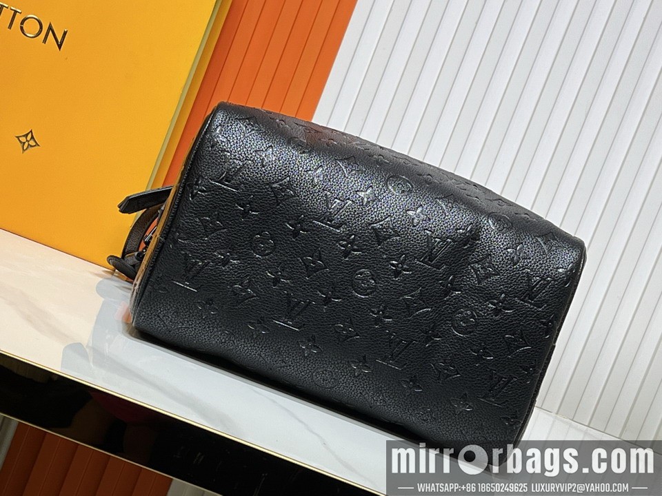 1:1 Replica Louis Vuitton Bags Speedy M24422 30x25x20cm ss10