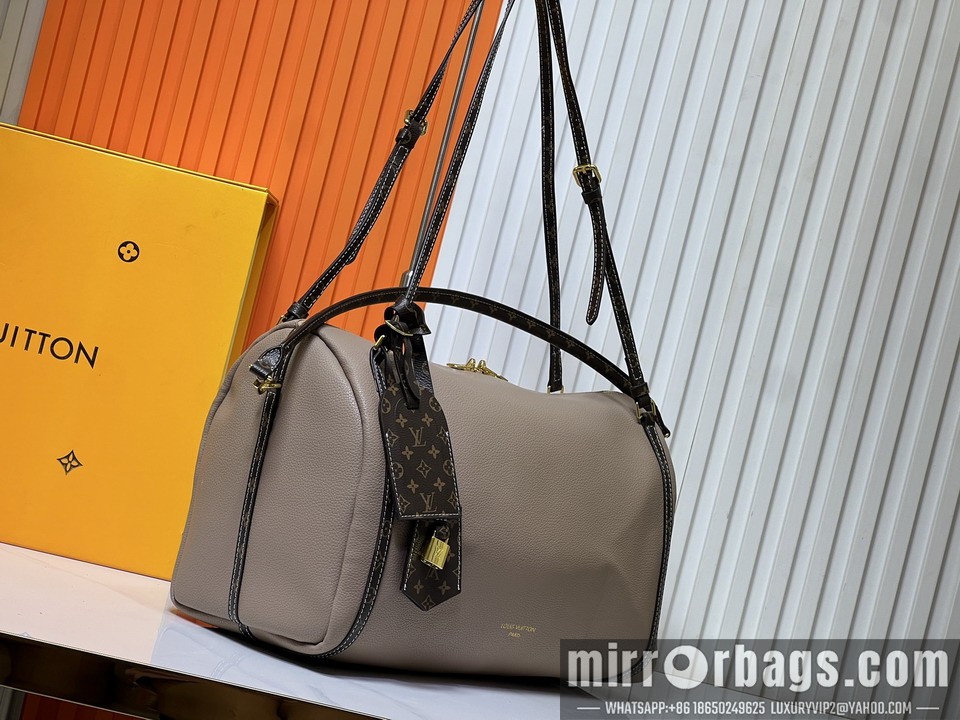 1:1 Replica Louis Vuitton Bags M13668 40x20x25cm ss