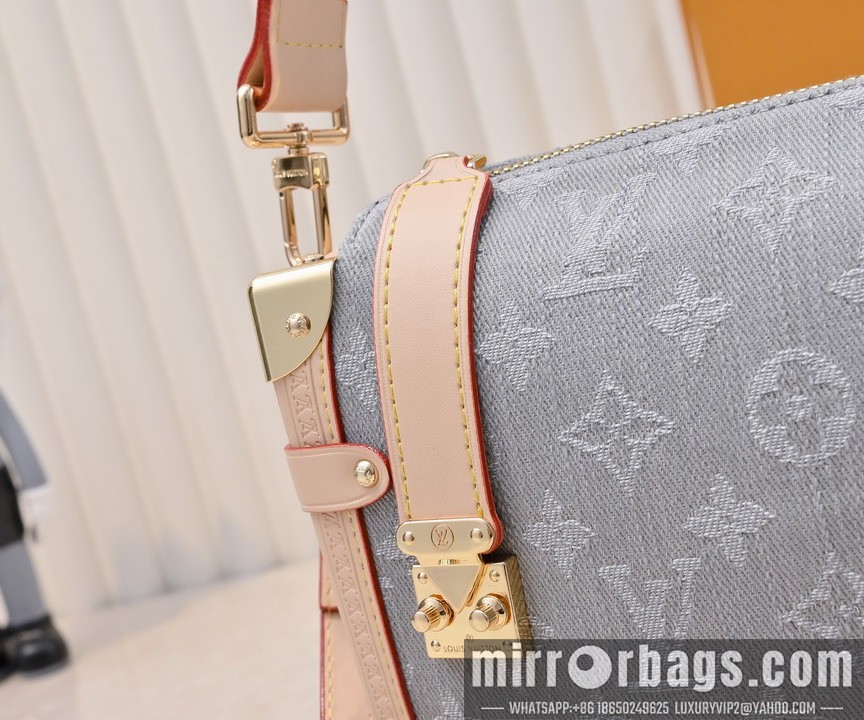 1:1 Replica Louis Vuitton Bags Side trunk M46358 21x14x6cm ss5