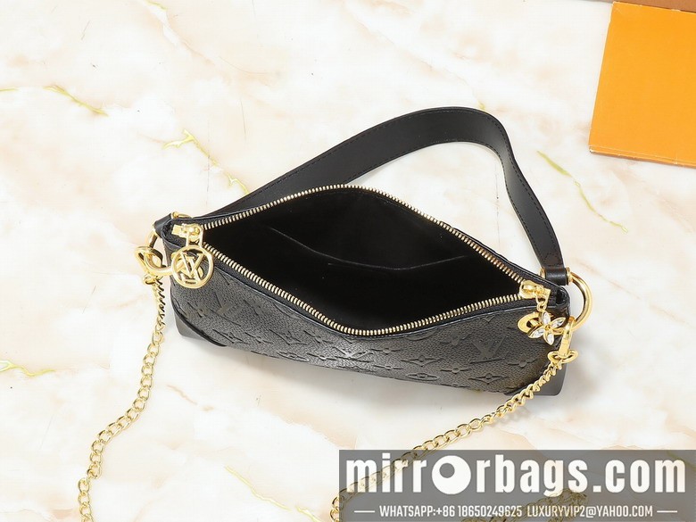 1:1 Replica Louis Vuitton Bags Sevres M12174 25x13x5cm ss2
