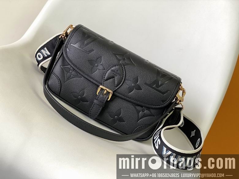 1:1 Replica Louis Vuitton Bags M46386 23X16X8.5cm WP