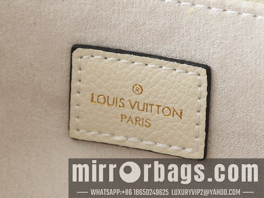 1:1 Replica Louis Vuitton Bags Métis M46279 21.5x13.5x6cm ss10