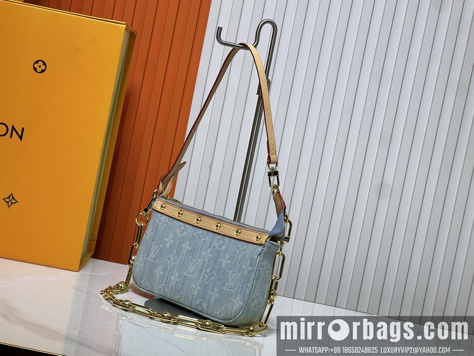 1:1 Replica Louis Vuitton Bags Pochette Acc M13404 22x13x4cm ss4