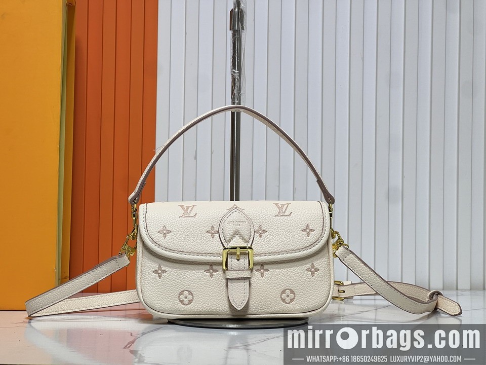 1:1 Replica Louis Vuitton Bags Diane M13642 19x10.5x6cm ss