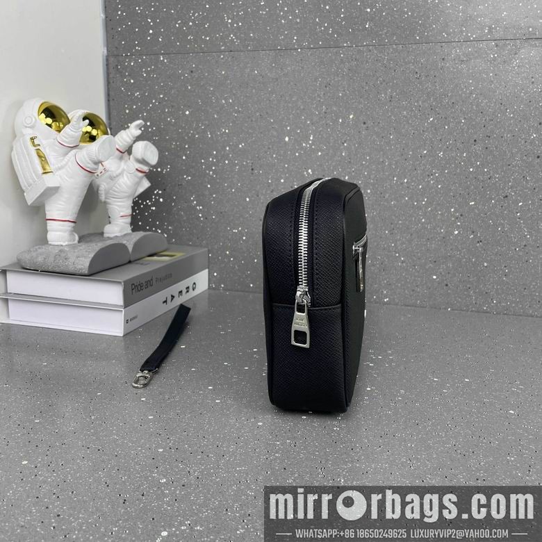 1:1 Replica Louis Vuitton Bags 2502905-4 25X16X5.5cm WP