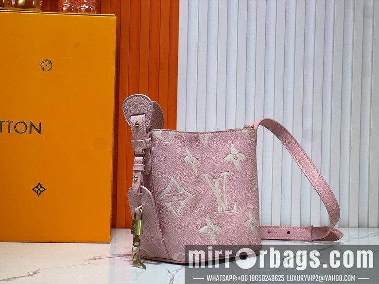 1:1 Replica Louis Vuitton Bags ALL In M12925 16x12x18cm ss1