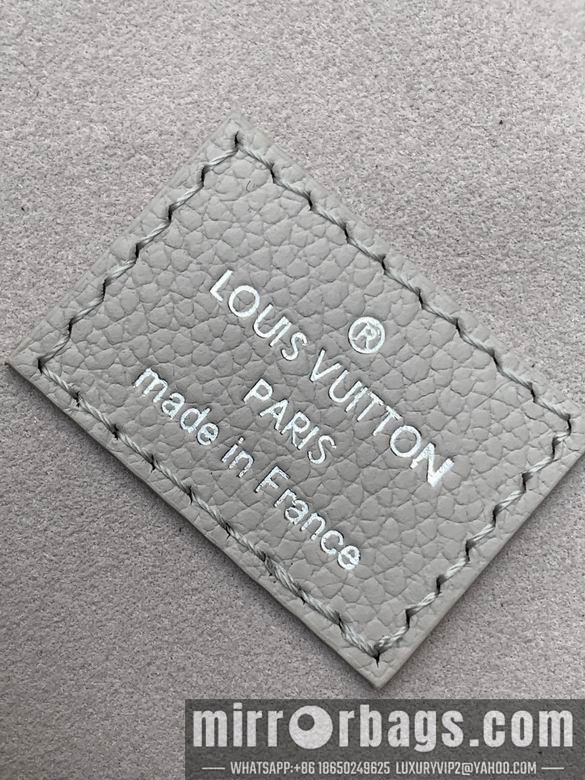 1:1 Replica Louis Vuitton Bags M13593 11.5X6.5X19cm WP
