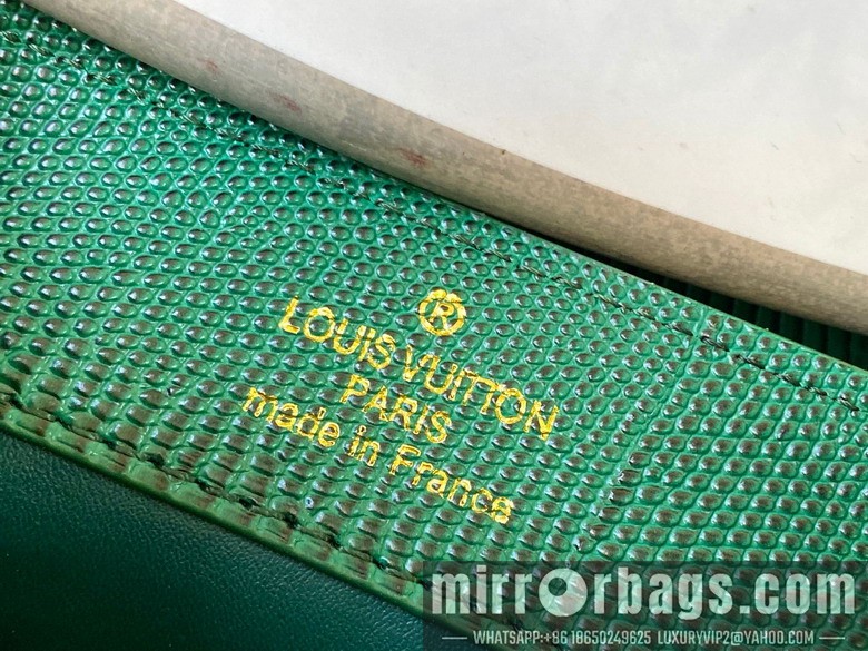 1:1 Replica Louis Vuitton Bags Cap M12296 21x14x8cm ss