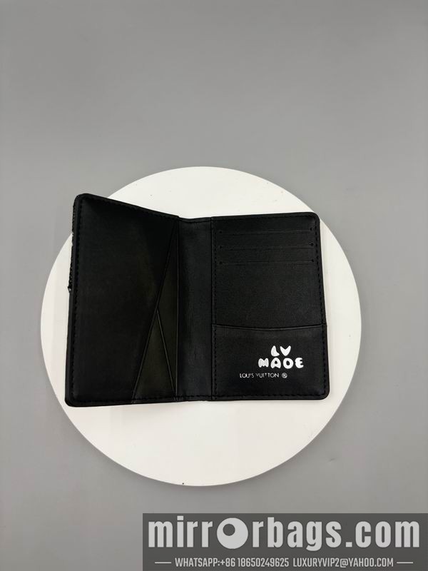 1:1 Replica Louis Vuitton Bags M81015 8x11x1cm ZC 2色