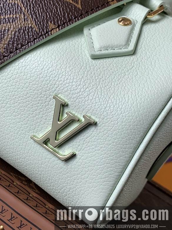1:1 Replica Louis Vuitton Bags M24605 18X12.5X11cm WP