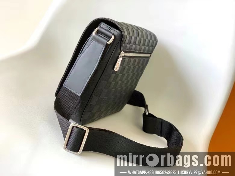 1:1 Replica Louis Vuitton Bags M46255 26X20X7cm WP 2colour