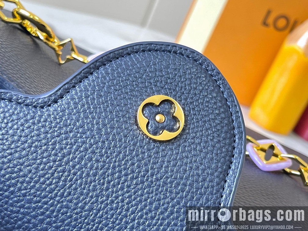 1:1 Replica Louis Vuitton Bags Cap M14971 27x18x9cm ss3