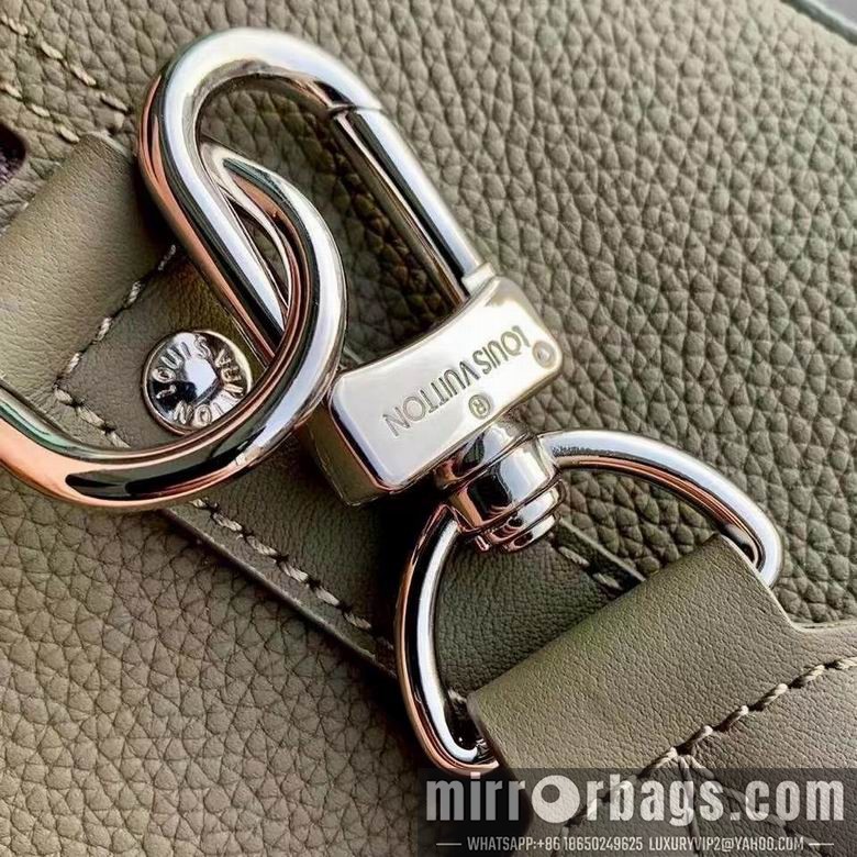 1:1 Replica Louis Vuitton Bags M21437 27X17X13cm WP