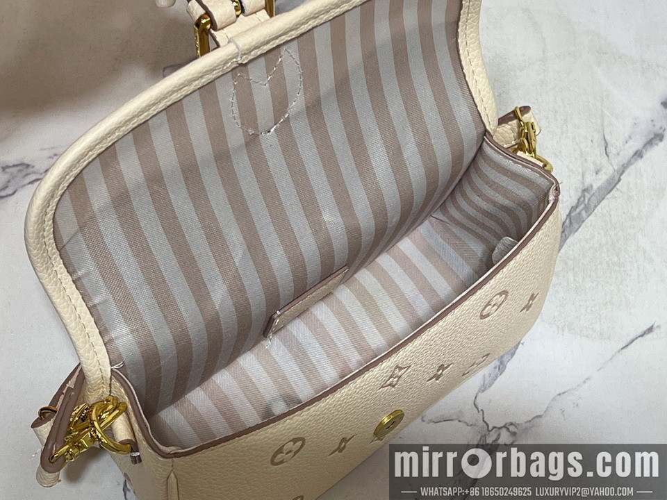 1:1 Replica Louis Vuitton Bags Diane M13642 19x10.5x6cm ss