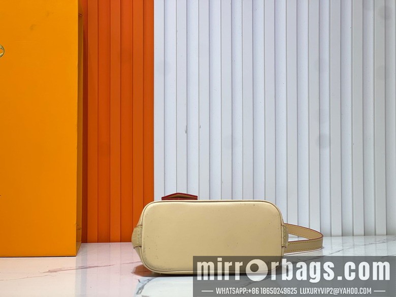1:1 Replica Louis Vuitton Bags Alma M82717 18x12x8cm ss2.