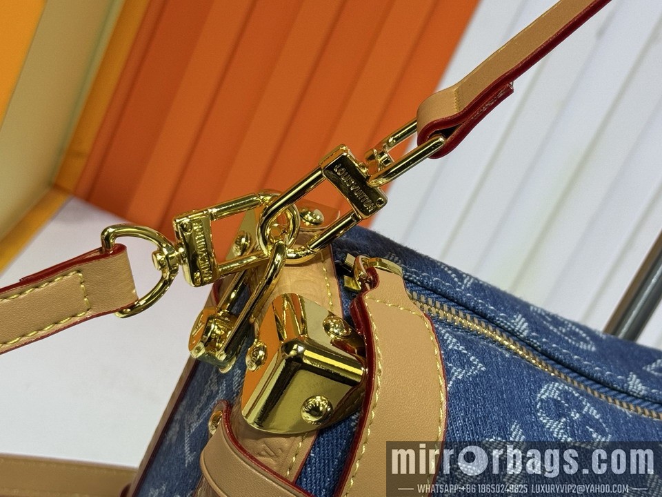 1:1 Replica Louis Vuitton Bags Side trunk M46358 21x14x6cm ss