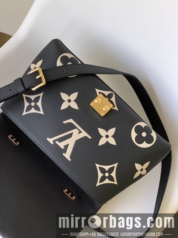 1:1 Replica Louis Vuitton Bags M45979 30X19.5X11cm WP