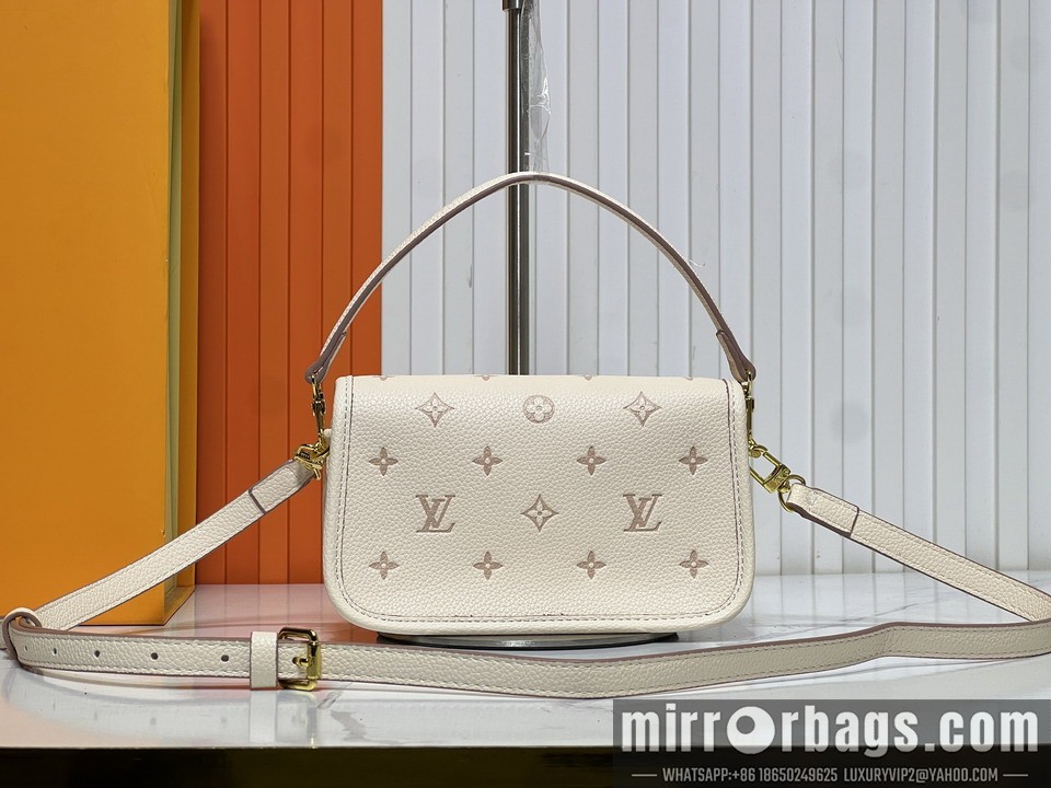 1:1 Replica Louis Vuitton Bags Diane M13642 19x10.5x6cm ss