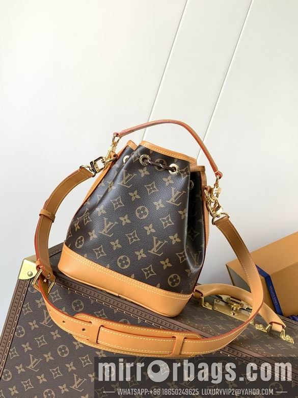 1:1 Replica Louis Vuitton Bags M14017 24X16X22cm WP