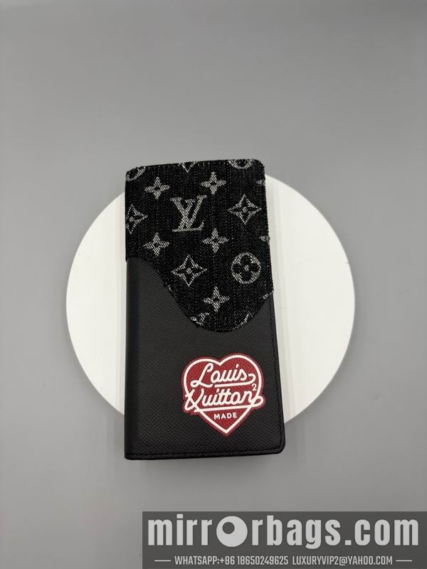1:1 Replica Louis Vuitton Bags M62665 11x8.5x2cm ZC 2色