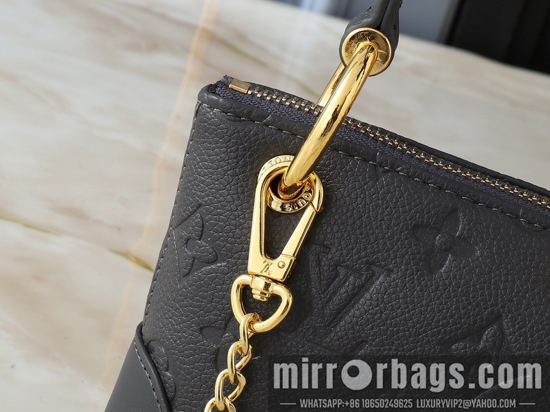 1:1 Replica Louis Vuitton Bags Sevres M12174 25x13x5cm ss