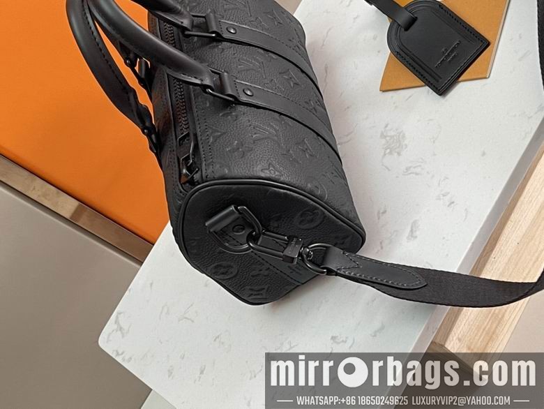 1:1 Replica Louis Vuitton Bags M20900 25X15X11cm WP