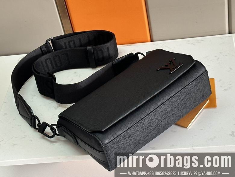 1:1 Replica Louis Vuitton Bags M24769 22X16.5X7cm WP