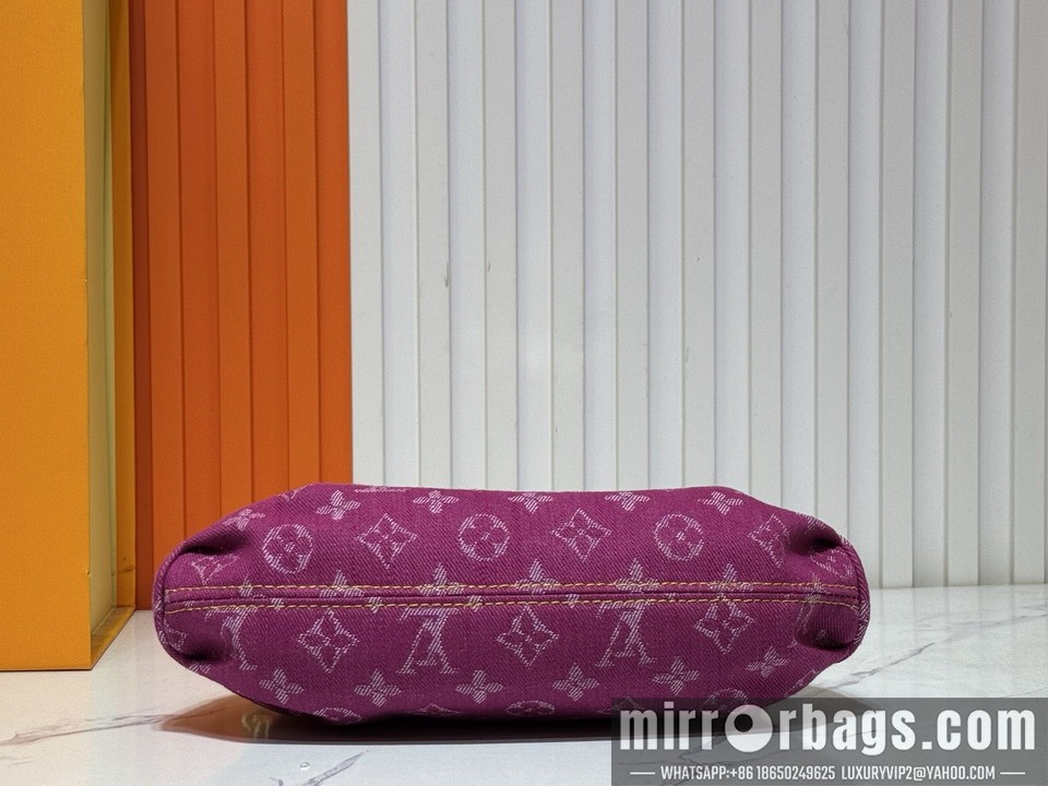 1:1 Replica Louis Vuitton Bags M44470 26x17x7cm ss