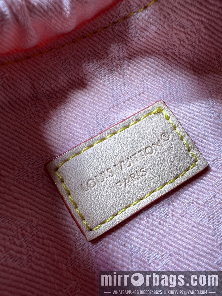 1:1 Replica Louis Vuitton Bags M83043 18x20cm ss1