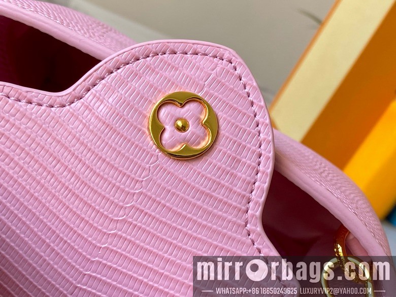 1:1 Replica Louis Vuitton Bags Cap M99527 21x14x8cm ss2