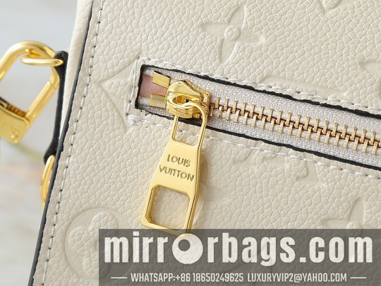 1:1 Replica Louis Vuitton Bags Métis M46279 21.5x13.5x6cm ss10