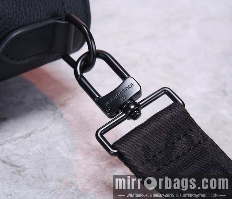 1:1 Replica Louis Vuitton Bags M58479 34X39X11cm WP