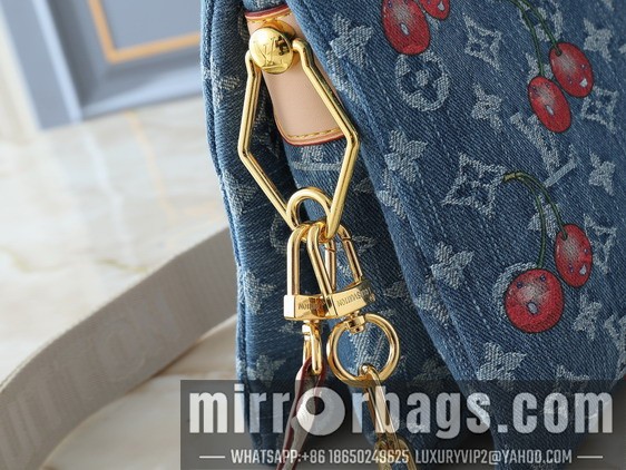 1:1 Replica Louis Vuitton Bags Coussin M57790 26x20x12cm ss.