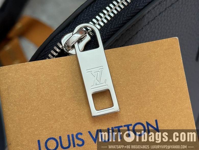 1:1 Replica Louis Vuitton Bags M21440 39X29X7cm WP