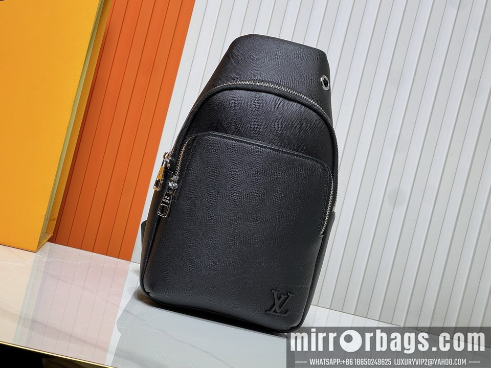 1:1 Replica Louis Vuitton Bags M46344 30x17x5cm ss1