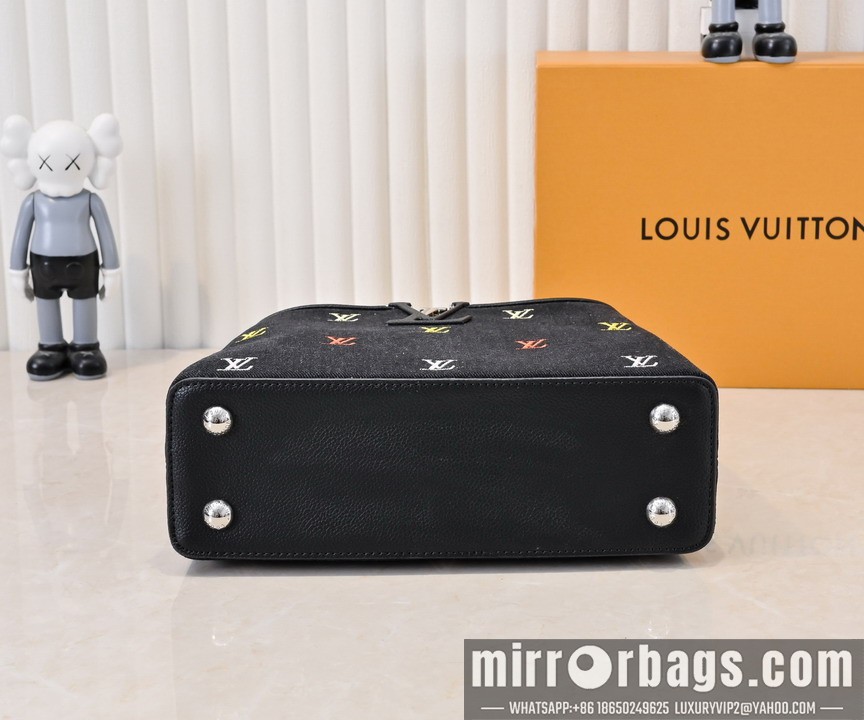 1:1 Replica Louis Vuitton Bags Cap M59939 27x17.3x9cm ss2