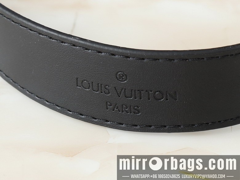 1:1 Replica Louis Vuitton Bags Sevres M12174 25x13x5cm ss2