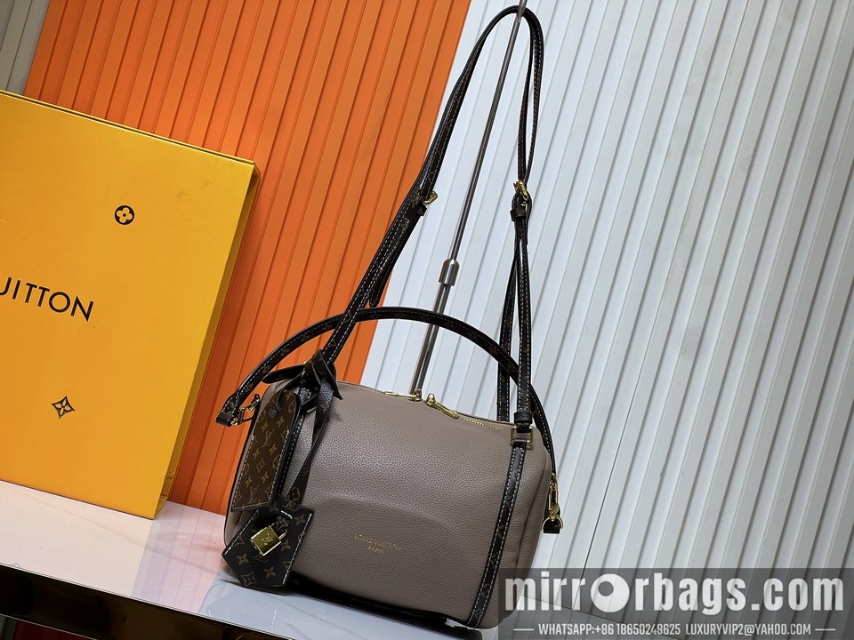 1:1 Replica Louis Vuitton Bags M13667 25x15x18cm ss