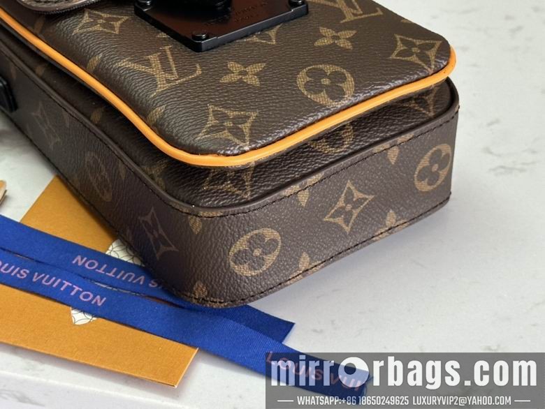 1:1 Replica Louis Vuitton Bags M82535 12X19X7cm WP