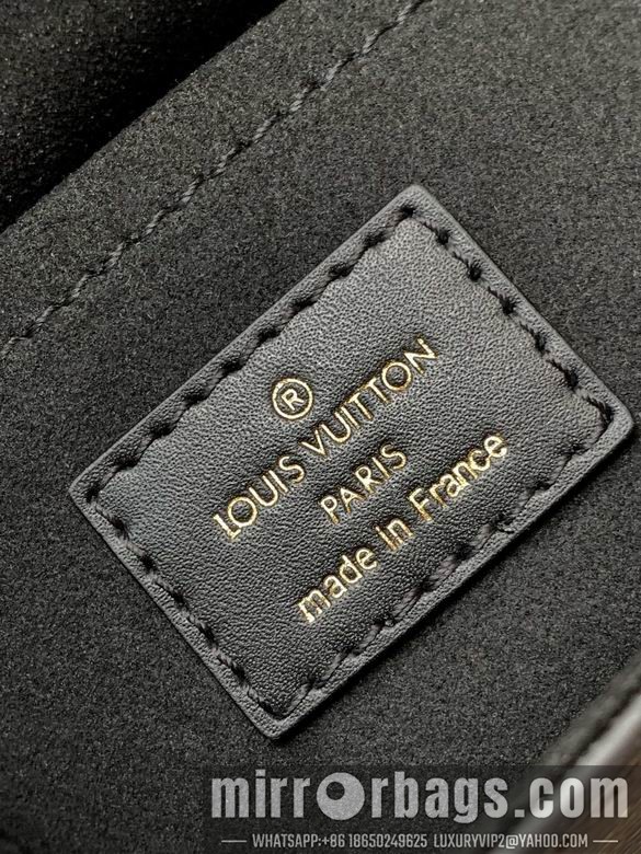 1:1 Replica Louis Vuitton Bags M82465 17.6X6X12.5cm WP