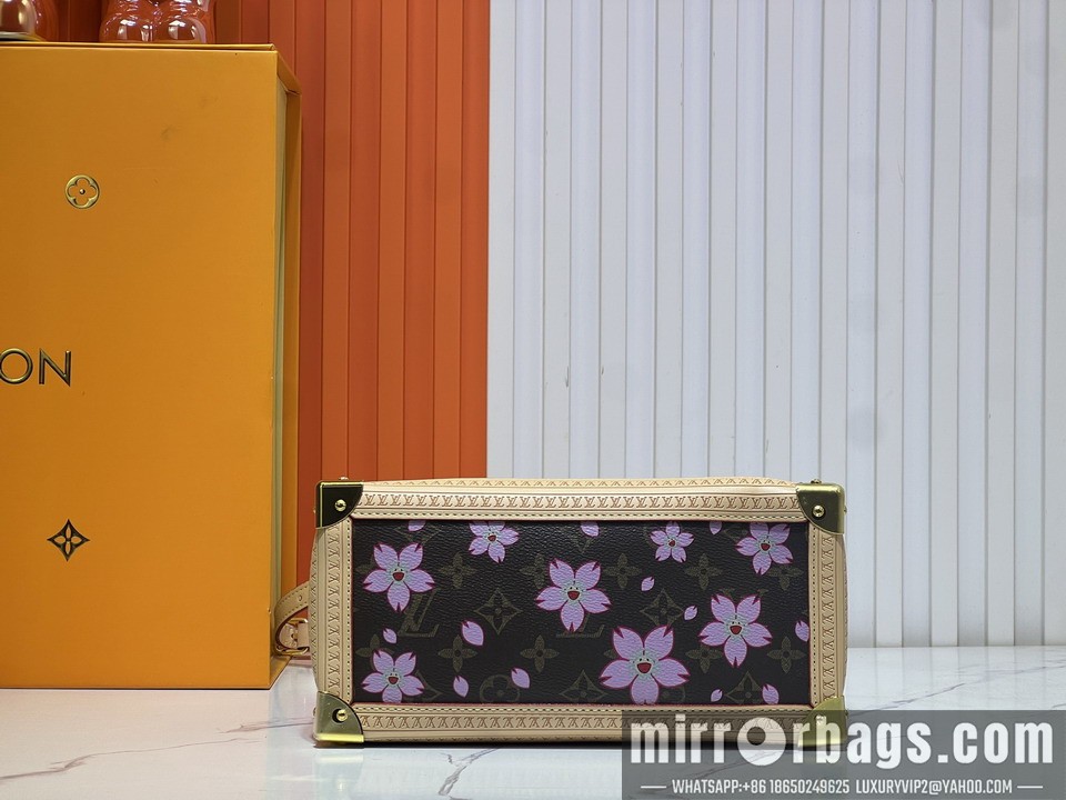 1:1 Replica Louis Vuitton Bags On M13079 25x11x19cm ss