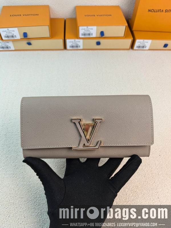 1:1 Replica Louis Vuitton Bags M62148 19x10cm ZC 6色