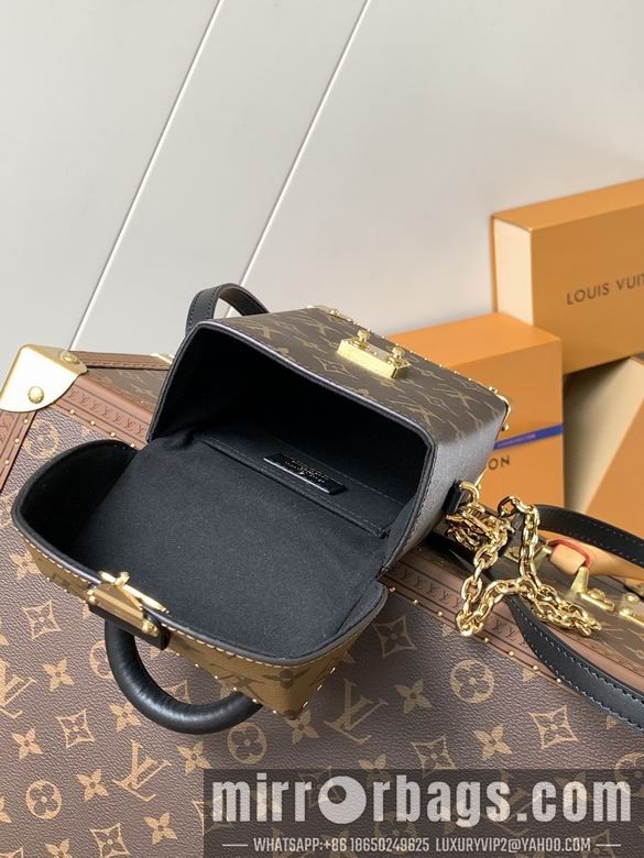 1:1 Replica Louis Vuitton Bags M82465 17.6X6X12.5cm WP