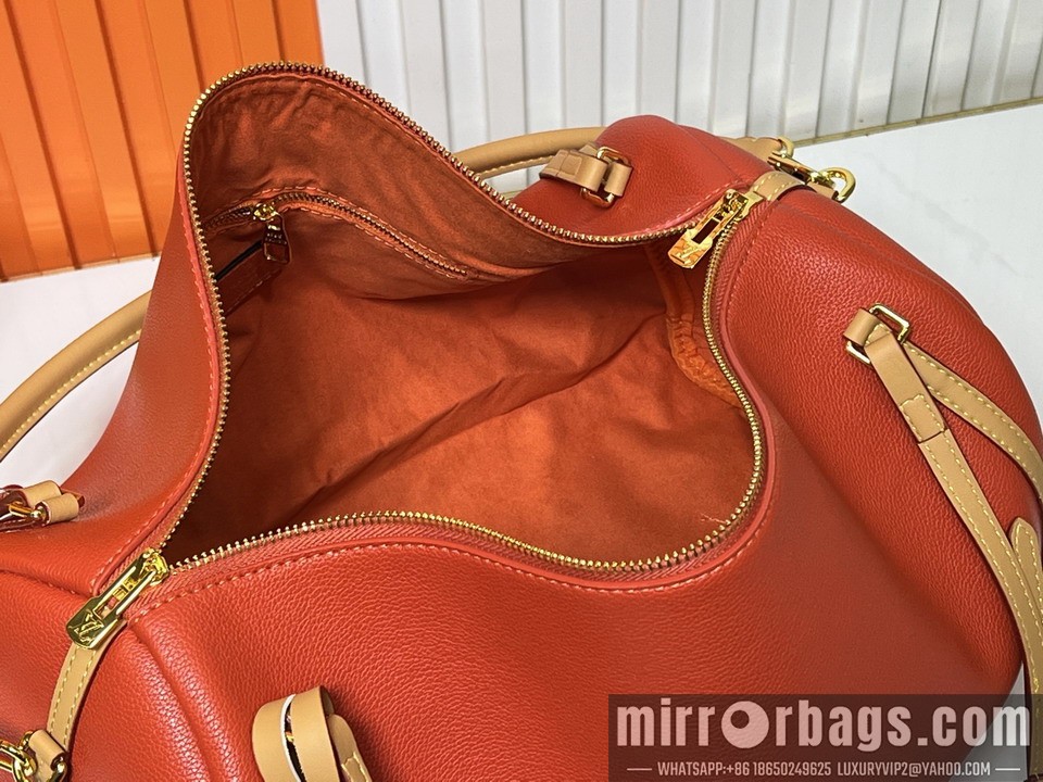 1:1 Replica Louis Vuitton Bags M13668 40x20x25cm ss4