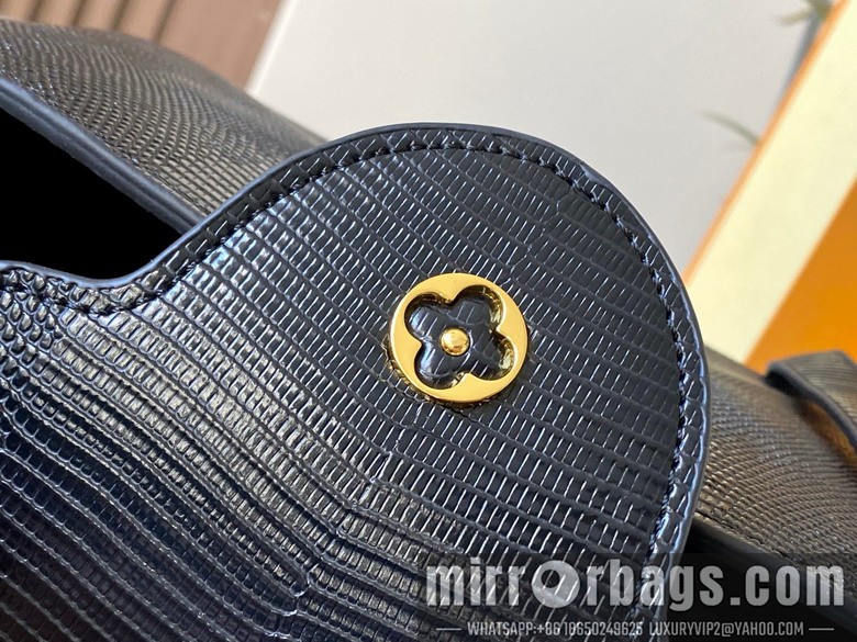 1:1 Replica Louis Vuitton Bags Cap M99528 27x18x9cm ss1