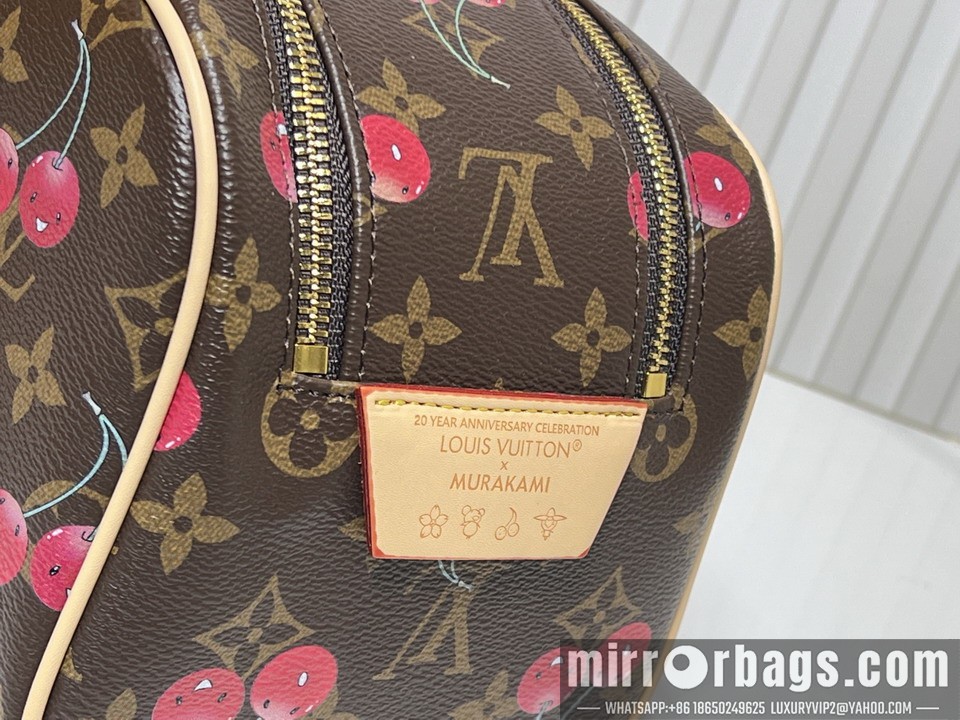 1:1 Replica Louis Vuitton Bags Dopp Kit M47528 28x15x16.5cm ss1
