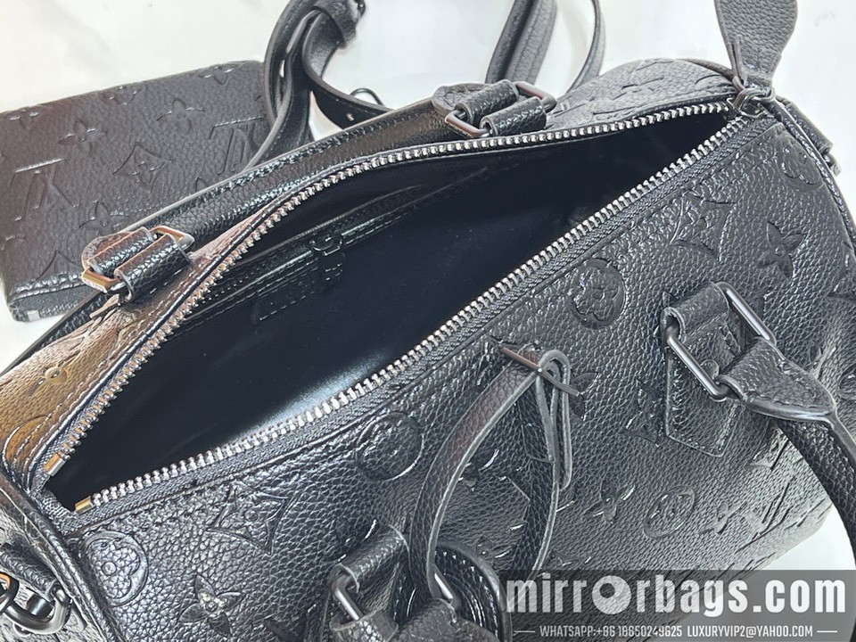 1:1 Replica Louis Vuitton Bags Speedy M24424 25x15x15cm ss5.